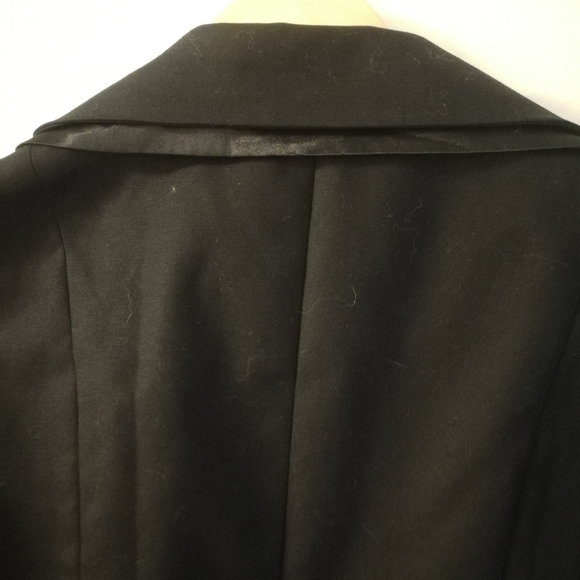 Brand New Black Cropped Blazer Single Button with 3/4 Sleeves, Size M - Picture 6 of 8